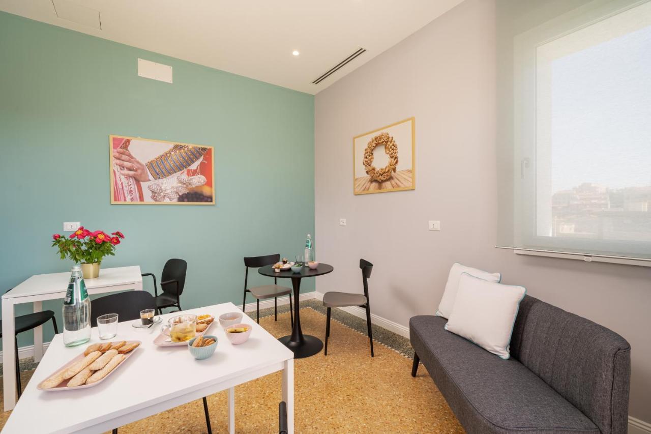 Nue Suites Sassari Exterior foto
